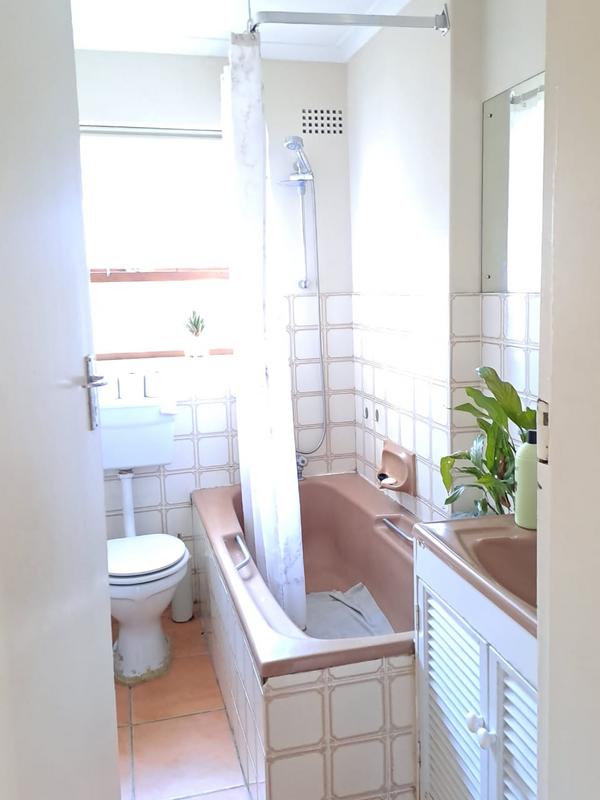 To Let 2 Bedroom Property for Rent in Loevenstein Western Cape